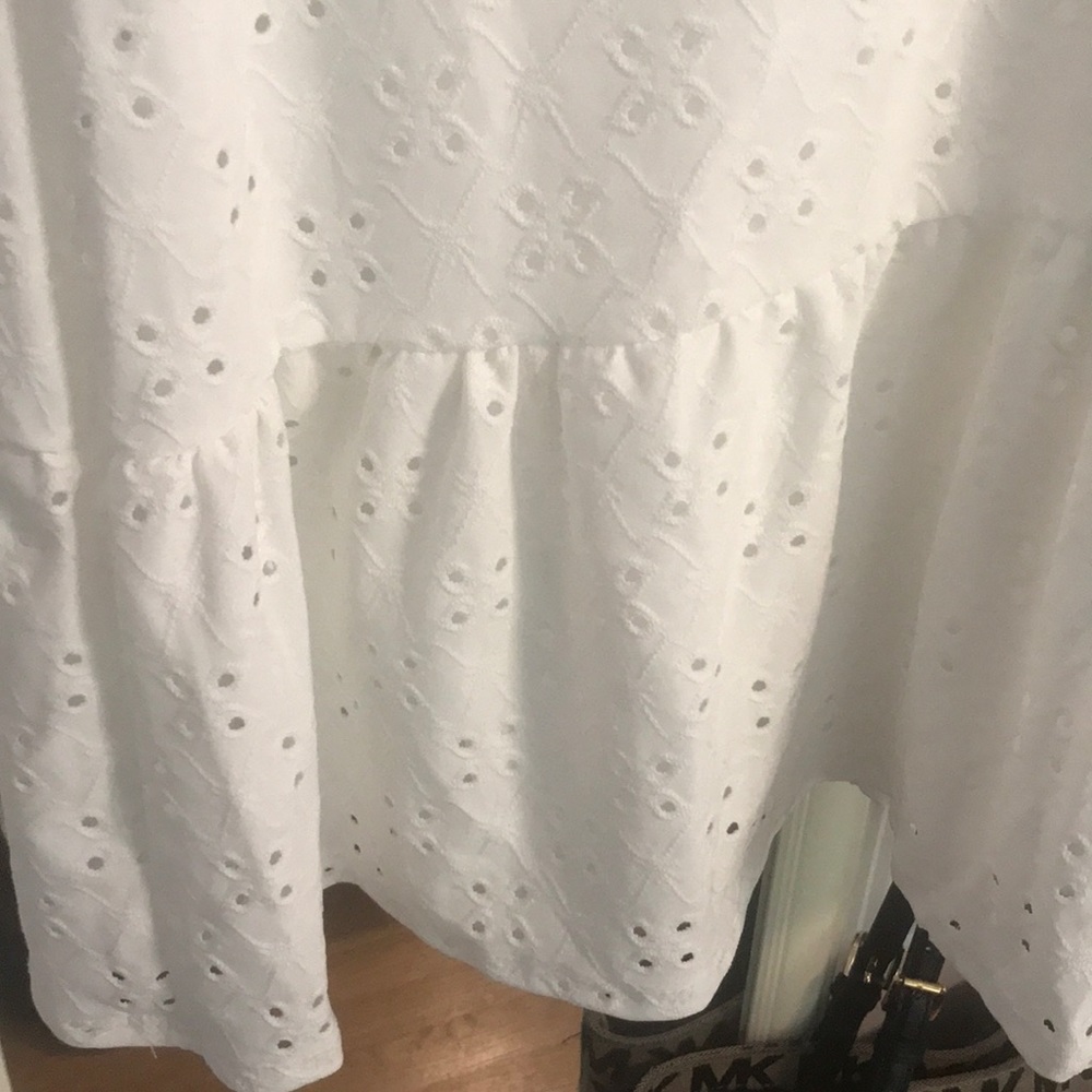 Dress - Picture 2 of 5